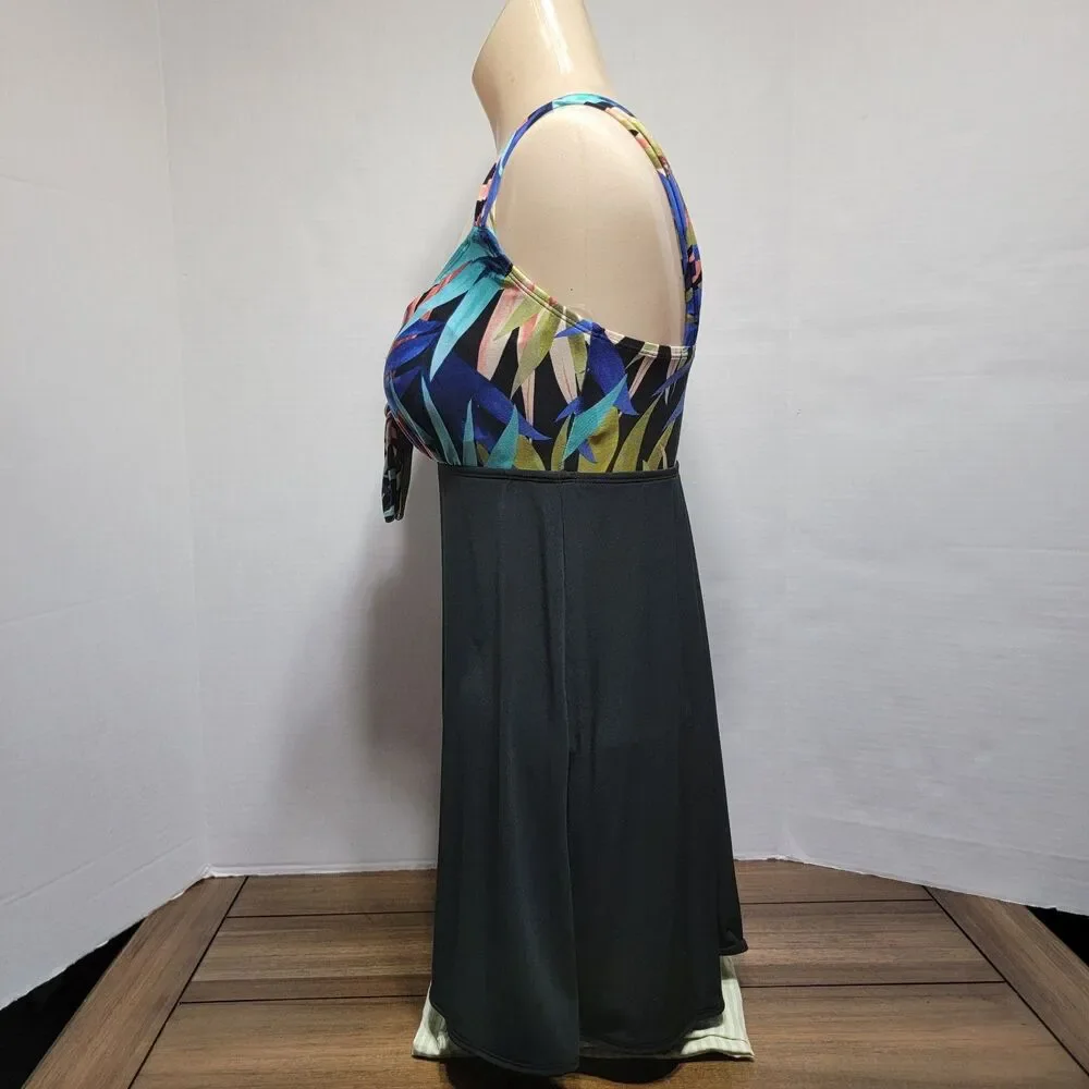 St John's Bay 1Pc Swimsuit Secretly Slender - Size 8 NWT